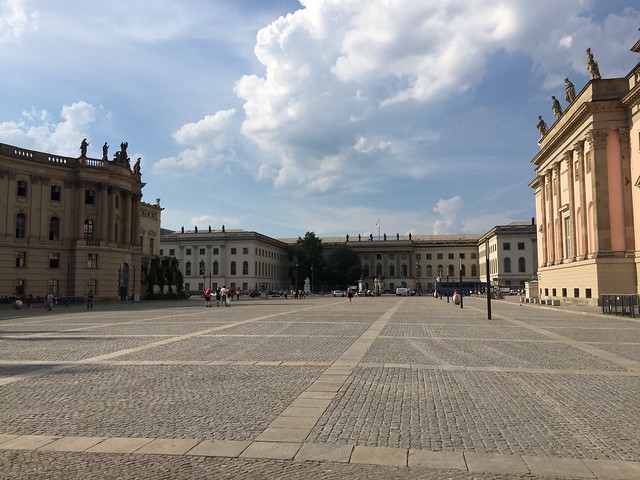 Berlijn Opernplatz